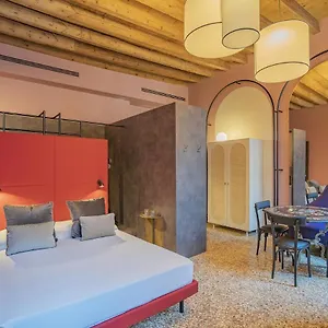 Corte Rubbi 5 Deluxe Studio-apartment Apartment